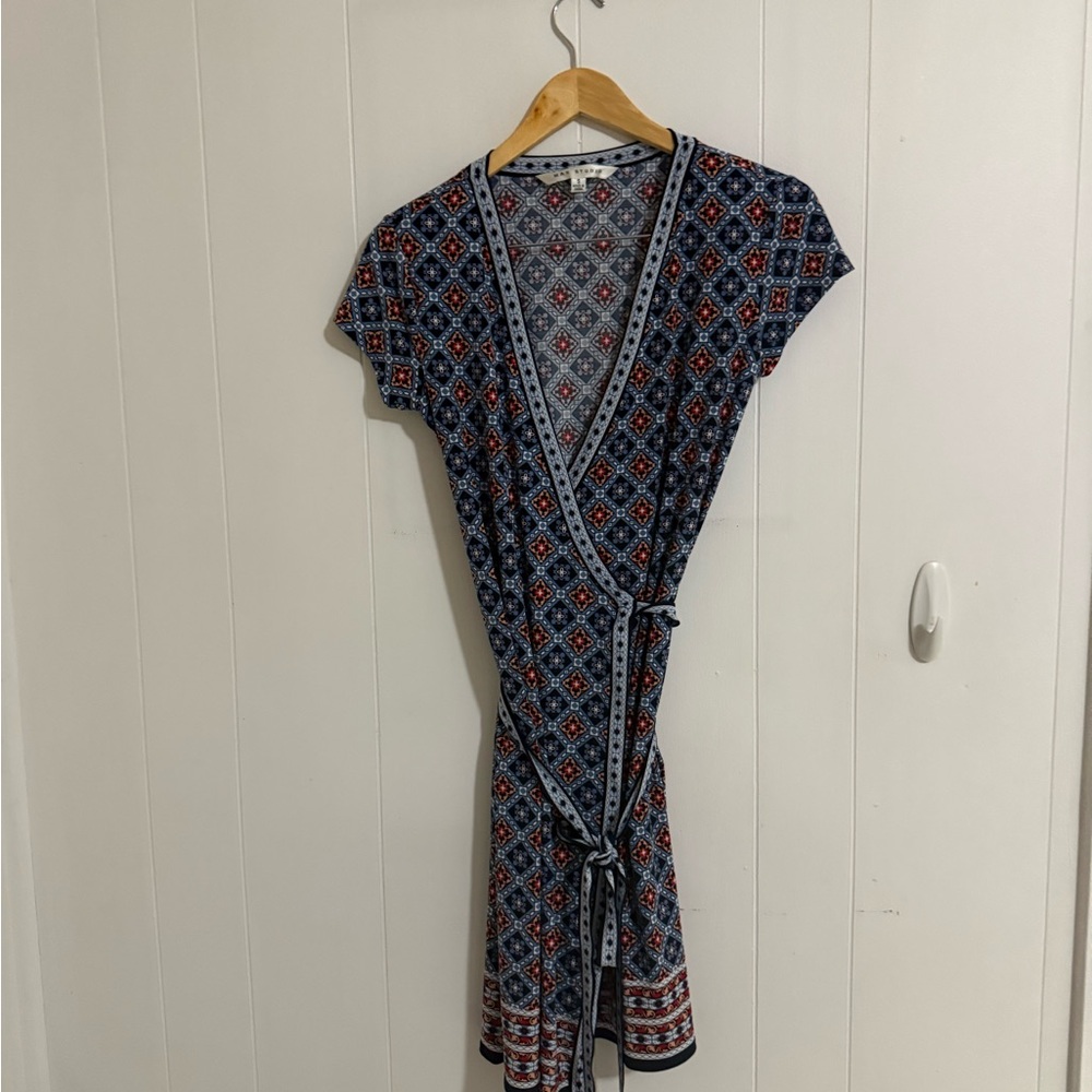 Max Studio Navy and Crimson Patterned Midi Dress